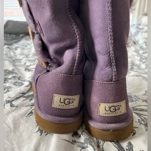 PURPLE BAILEY BUTTON TRIPLET BOOT - SIZE 6